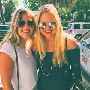 Meet your Posher, Julia